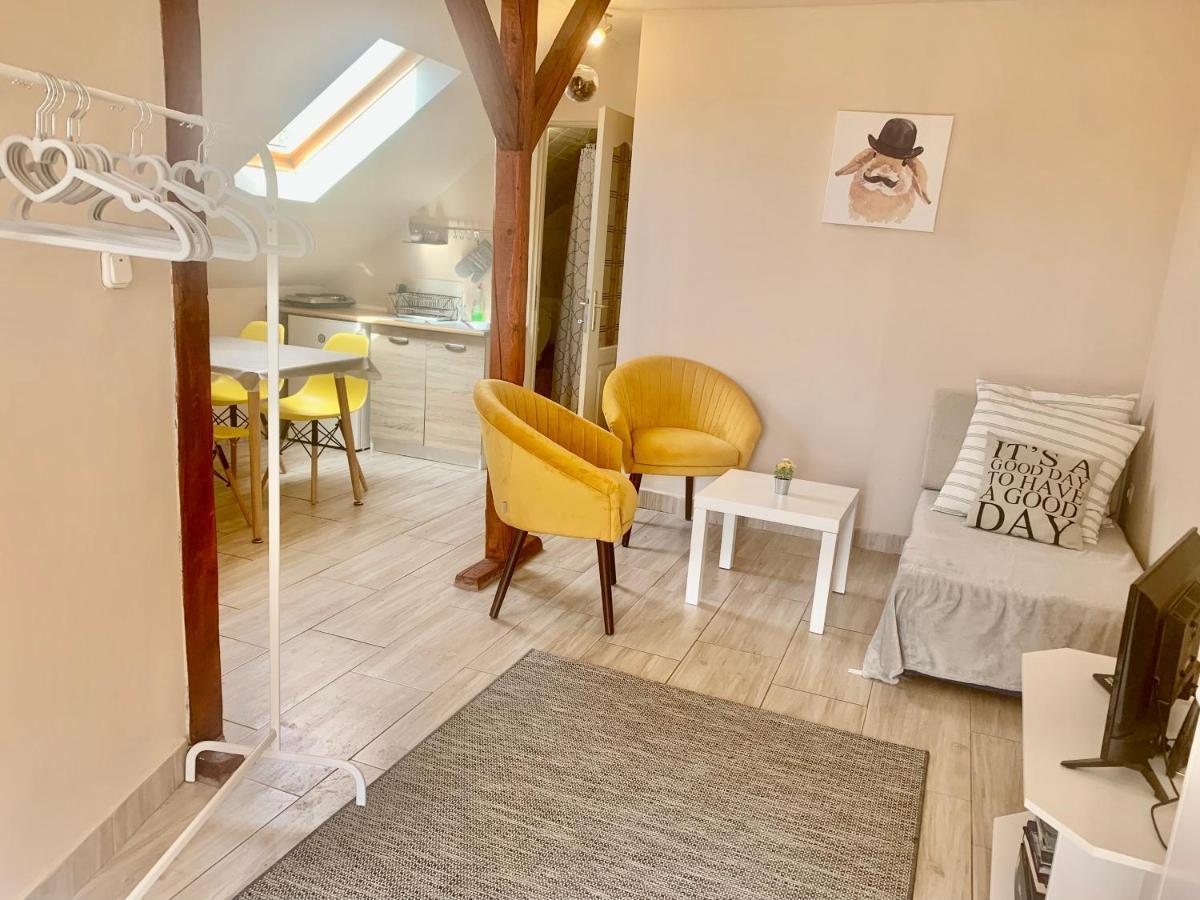 Lelle -Kert Apartman 03 بالاتوليلّي المظهر الخارجي الصورة